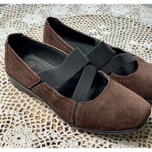 Clarks Soft Cushion Haydn Juniper Brown Suede Slip-On Strappy Size 7.5M sku 607